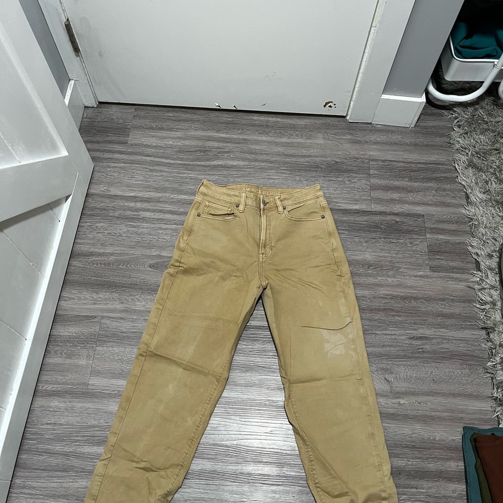American eagle beige jeans